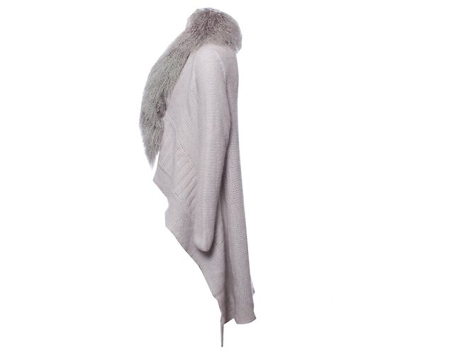 Blumarine, grauer Wollstrickjacke mit Pelzkragen. - Ansicht 2
