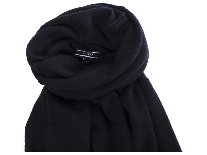 Joseph, Kaschmir-Oberteil mit extra langem Rollkragen. Schwarz - Ansicht 5