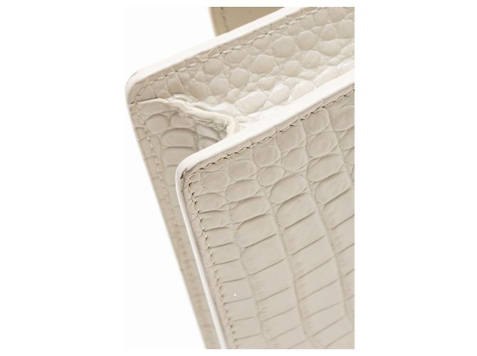 Saint Laurent Monogram Sunset Chain Wallet aus krokoprägtem Leder Weiß - Ansicht 10