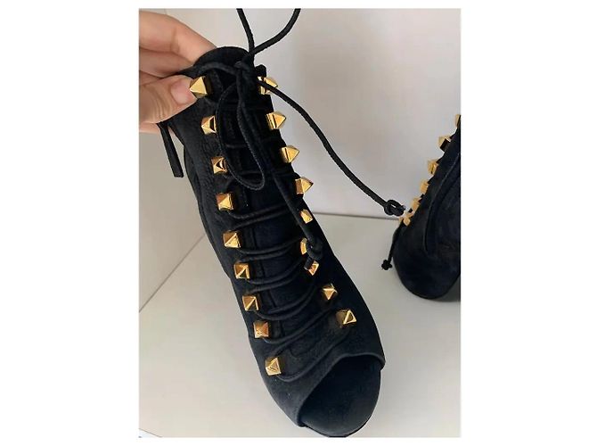 Stivaletti Giuseppe Zanotti in Camoscio Nero con Borchie - vista 3