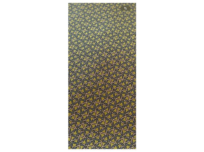 Cravatta Hermès in seta Maillon H - Verde Mandorla Giallo - vista 3