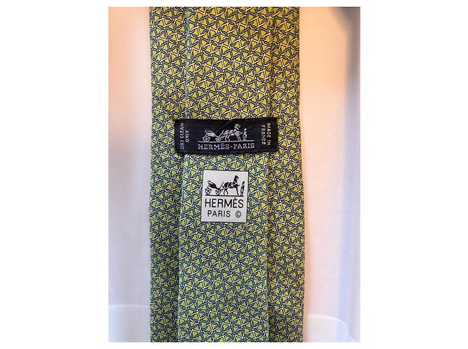 Cravatta Hermès in seta Maillon H - Verde Mandorla Giallo - vista 5