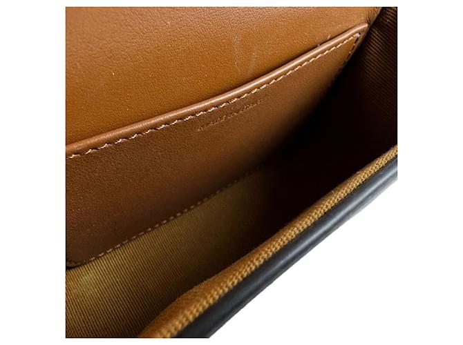 Céline Borsa a Spalla Celine Triomphe Mini Claude Marrone - vista 5