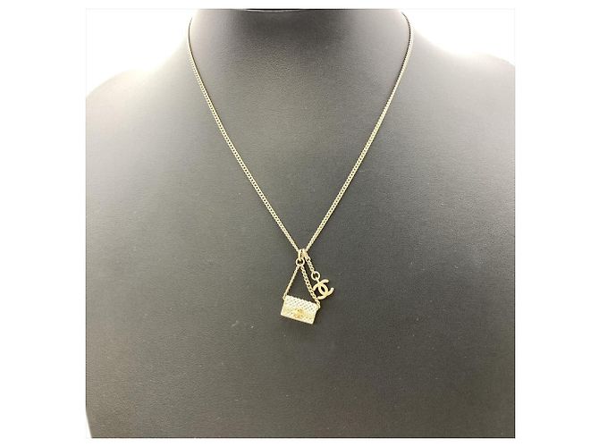 Collana con pendente motivo borsa Chanel Matelassé D'oro - vista 2