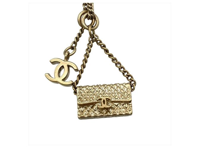 Collana con pendente motivo borsa Chanel Matelassé D'oro - vista 3