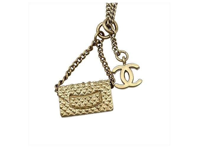 Collana con pendente motivo borsa Chanel Matelassé D'oro - vista 4