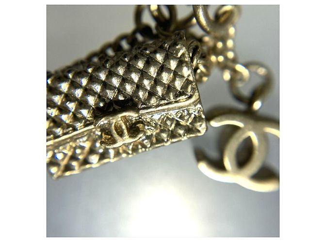 Collana con pendente motivo borsa Chanel Matelassé D'oro - vista 6