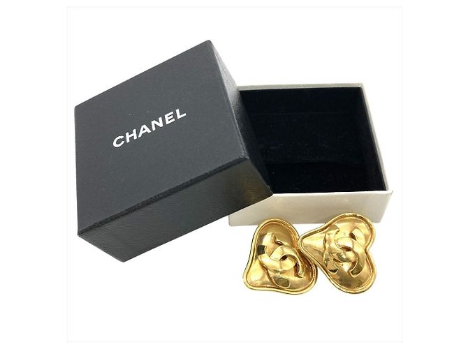 Orecchini a clip Chanel Coco Mark Heart D'oro - vista 7