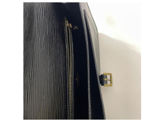Borsa a mano in pelle Epi Louis Vuitton Nero - vista 10