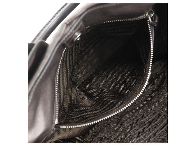 Borsa Tote con volant Prada BR3987 in pelle marrone - vista 6