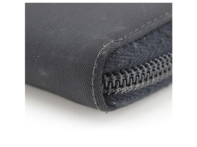 Prada M506 Nylon Reißverschluss-Langgeldbörse Schwarz - Ansicht 5