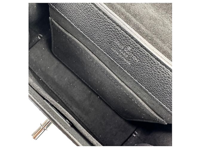 Borsa a mano/Borsa a tracolla 2-way Louis Vuitton Lockme Ever MINI Nero - vista 7