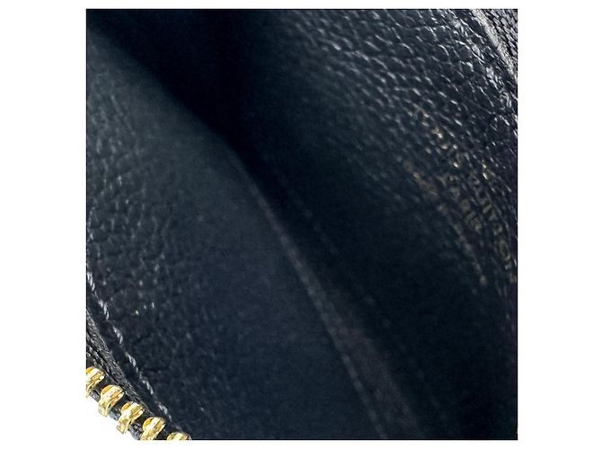 Tarjetero Monogram Empreinte Louis Vuitton en negro - vista 6