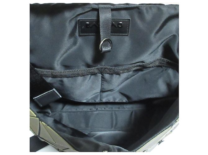 Autre Marque Borsa a tracolla Bao Bao Issey Miyake Khaki Cachi - vista 9