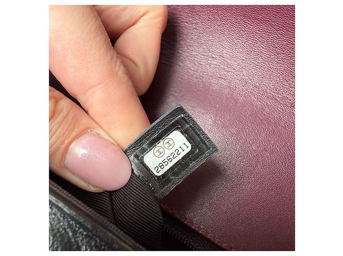 Timeless Chanel Borsa Reversed Chevron con patta in pelle nera Nero - vista 15