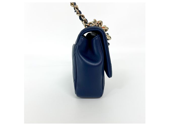 Chanel Resin Chain Top Handle Flap Quilted Lambskin Small Blu navy - vista 4
