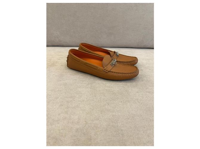 Hermès Mocassins de couro marrom com fivela prateada - vista 5
