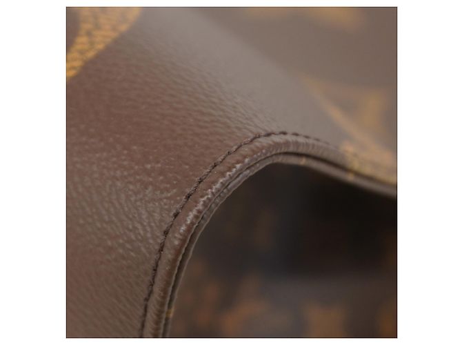 Borsa Tote Louis Vuitton Monogram Giant Reverse OnTheGo GM Marrone - vista 7