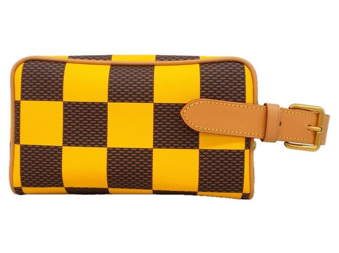 Necessaire Louis Vuitton Yellow Damier Pop Locker Dopp Kit Giallo - vista 8