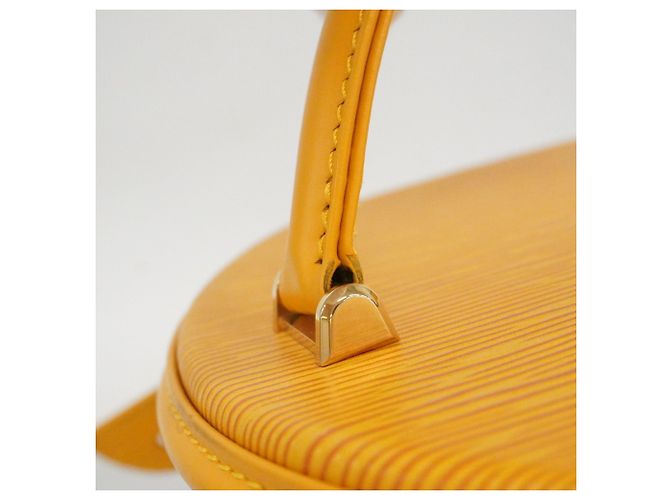 Borsa Louis Vuitton Epi Cannes Giallo - vista 9