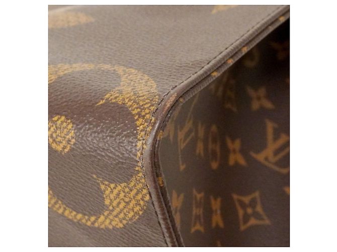 Borsa Tote Louis Vuitton Monogram Giant Reverse OnTheGo MM Marrone - vista 12