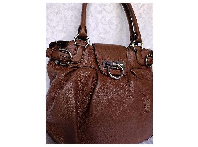Borsa a mano Salvatore Ferragamo Gancini in pelle marrone - vista 2