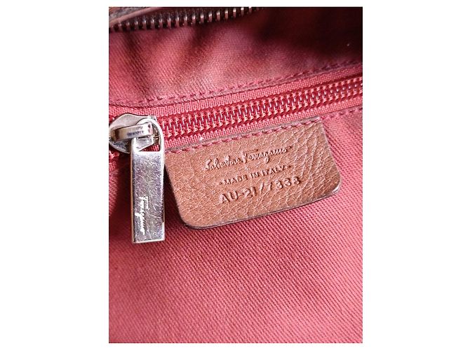 Borsa a mano Salvatore Ferragamo Gancini in pelle marrone - vista 7
