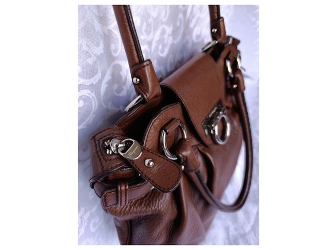 Borsa a mano Salvatore Ferragamo Gancini in pelle marrone - vista 8