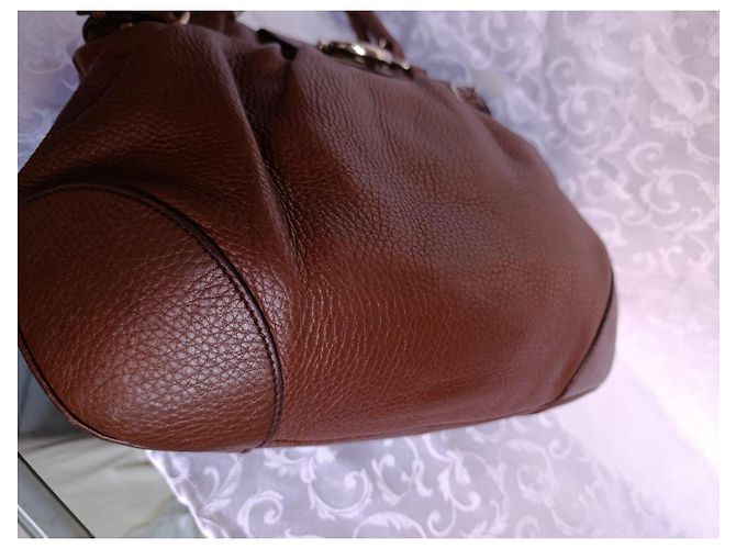 Borsa a mano Salvatore Ferragamo Gancini in pelle marrone - vista 9