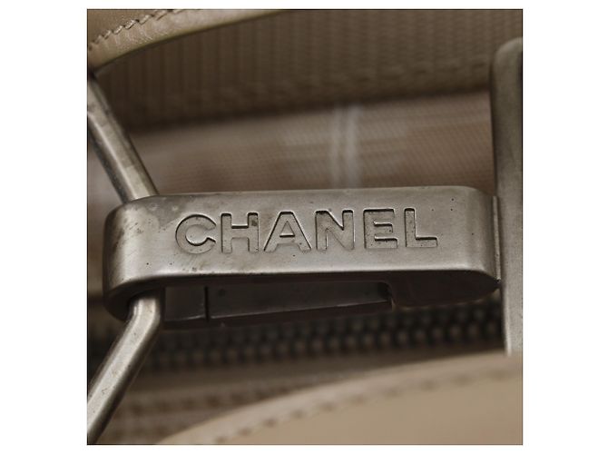 Borsa Boston della nuova linea da viaggio Chanel Beige - vista 18