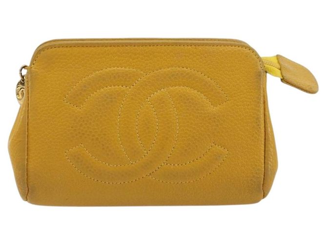 Pochette CHANEL in pelle Caviar Oro Giallo CC Auth bs35112 D'oro - vista 13