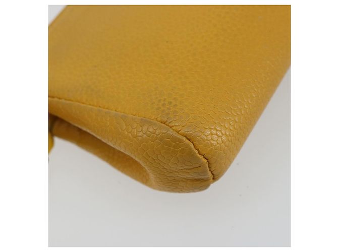 Pochette CHANEL in pelle Caviar Oro Giallo CC Auth bs35112 D'oro - vista 16