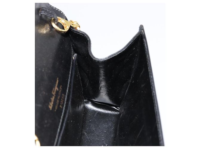 Borsa a tracolla Salvatore Ferragamo Gancini con catena in pelle nera e oro Auth 179103 Nero D'oro - vista 18