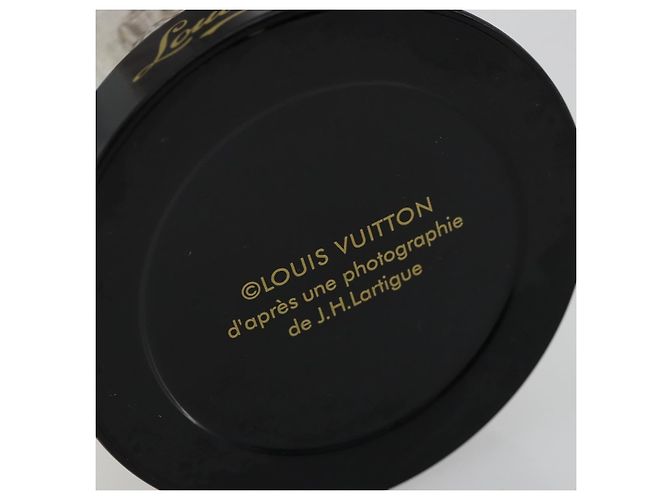 LOUIS VUITTON Trunk Tower Eiffel Tower Snow Globe plastic Clear LV Auth mr2481V - view 9