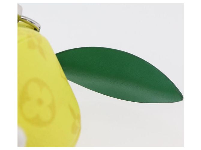 LOUIS VUITTON Monogram LV Lemon Bag Charm Yellow M81197 LV Auth 179783SAM Giallo Monogramma - vista 10