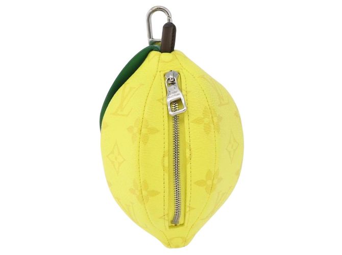 LOUIS VUITTON Monogram LV Lemon Bag Charm Yellow M81197 LV Auth 179783SAM Giallo Monogramma - vista 13