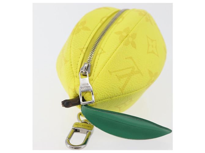 LOUIS VUITTON Monogram LV Lemon Bag Charm Yellow M81197 LV Auth 179783SAM Giallo Monogramma - vista 6