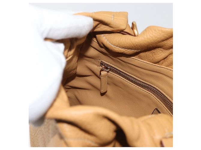Borsa a Spalla con Catena PRADA in Pelle Beige Oro Auth 179470A D'oro - vista 21