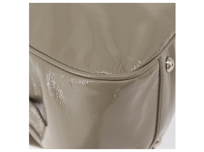 Borsa SAINT LAURENT in pelle verniciata Grigio Argento Auth 180031A Marrone - vista 15