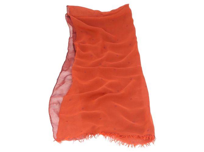 Hermès Pañuelo HERMES de seda rojo Auth bs34883A Roja - vista 8