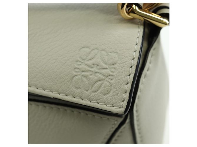 LOEWE �~ Ghibli Spirited Away Ootori Sama Puzzle Bag Mini 2way Auth 167300SM Bianco D'oro - vista 20