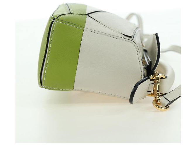LOEWE �~ Ghibli Spirited Away Ootori Sama Puzzle Bag Mini 2way Auth 167300SM Bianco D'oro - vista 4