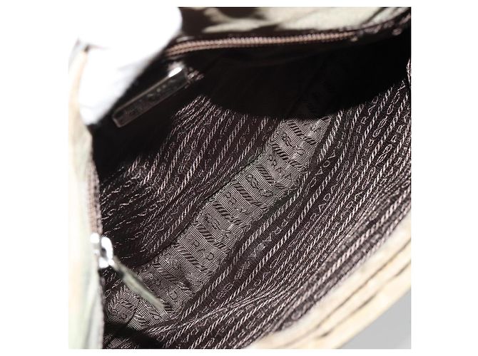 Borsa a Spalla PRADA Nylon Verde Auth 179345 - vista 11