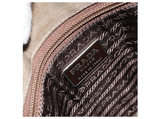 Borsa a Spalla PRADA Nylon Verde Auth 179345 - vista 17