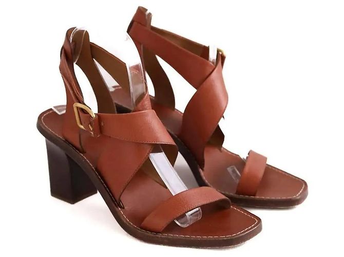Chloé Tacchi in pelle marrone - vista 3