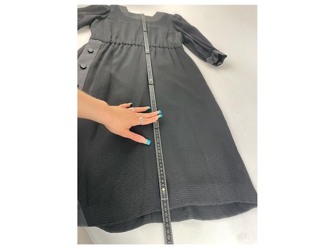 Givenchy Maxi-Kleid in Schwarz mit seitlichen Knopfdetails - Ansicht 9