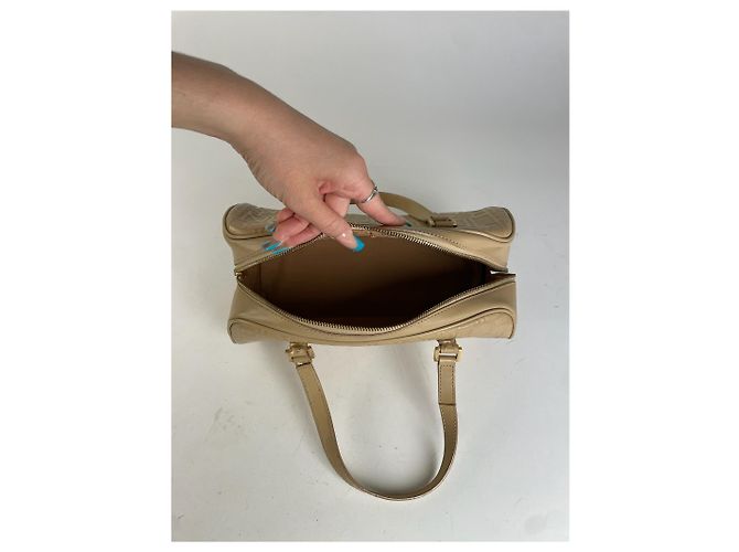 Céline Celine Bowling Bag aus beige Leder mit geprägtem Logo-Muster - Ansicht 5