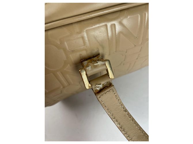 Céline Celine Bowling Bag aus beige Leder mit geprägtem Logo-Muster - Ansicht 7