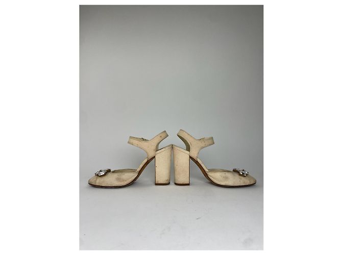 Décolleté Miu Miu in pelle con decorazioni in strass Beige - vista 2