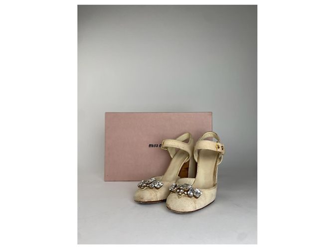 Décolleté Miu Miu in pelle con decorazioni in strass Beige - vista 5